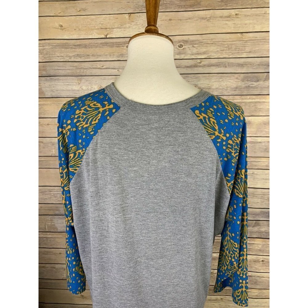 Lularoe Plus 2X Randy Raglan Gray Rounded Hem Blue - Picture 6 of 9